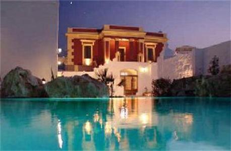 Masseria Fortificata Donnaloia 5* Monopoli