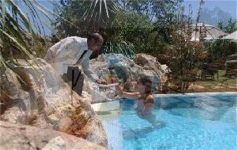 Masseria Fortificata Donnaloia Hotel