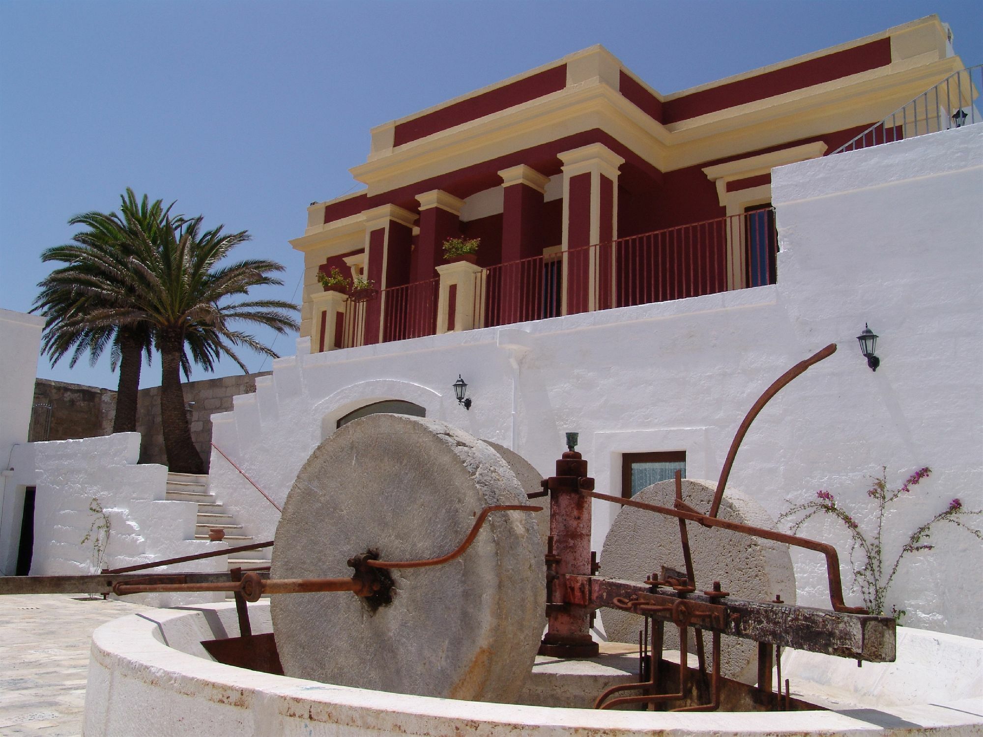 Masseria Fortificata Donnaloia Hotel
