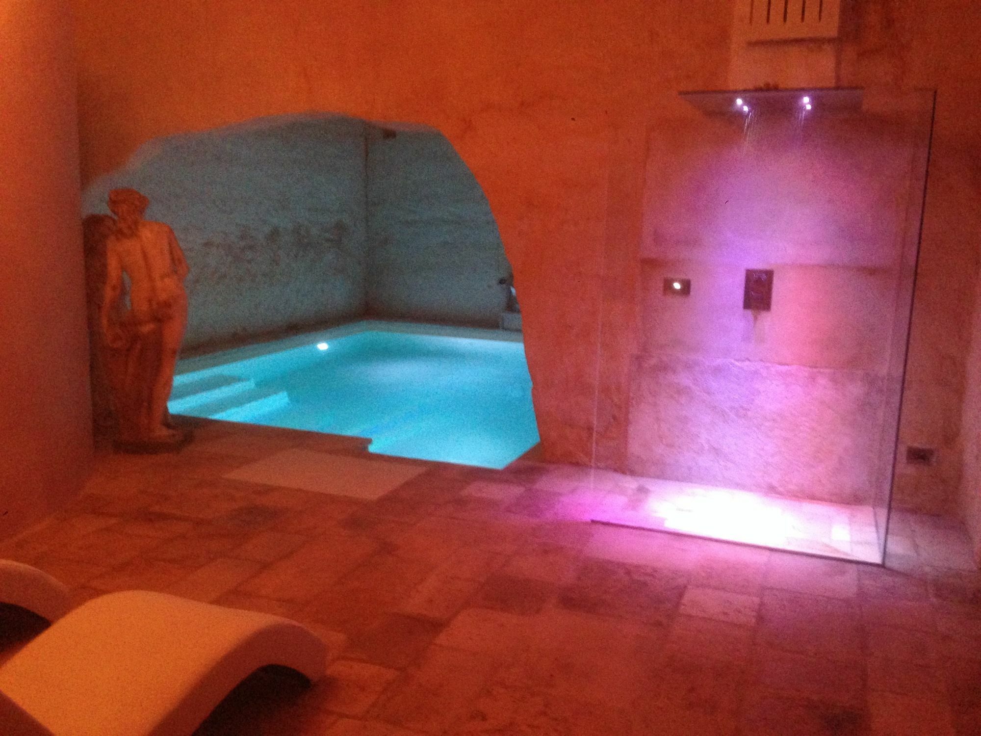 Masseria Fortificata Donnaloia Hotel 5*